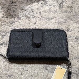 Michael Kors Charcoal Zip Cellphone Wallet NWT